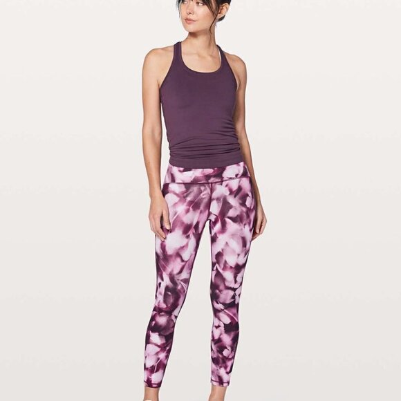 * NWT Lululemon Train Times 7/8 Pant in Blush Blossom Alpine White Candy Pink - Picture 3 of 8